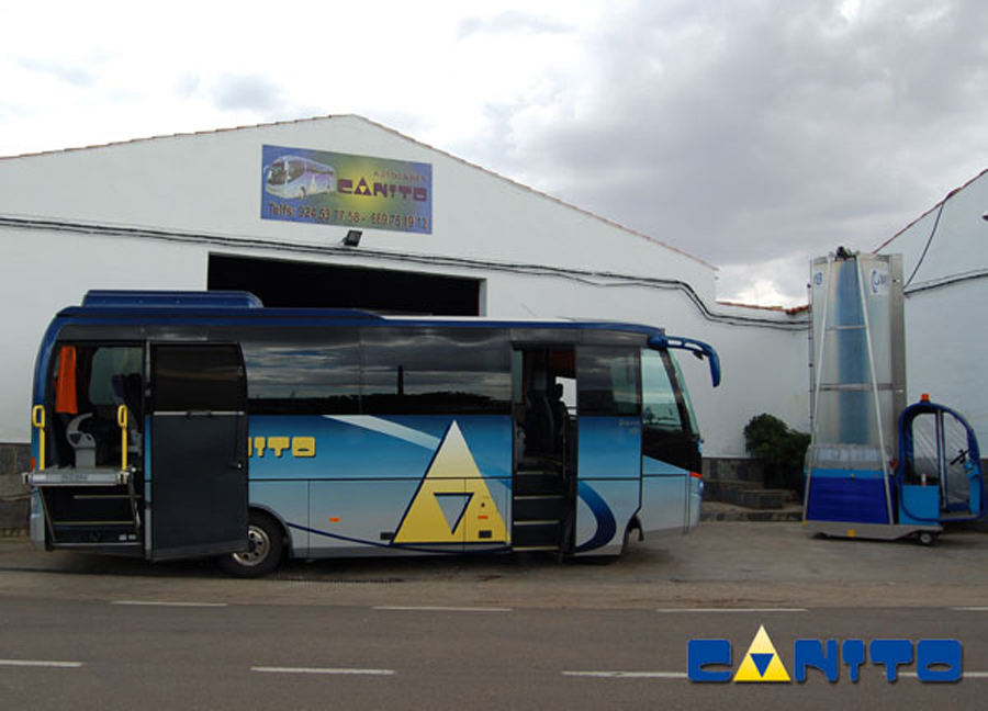 Taxi de alta gama Autocares CANITO