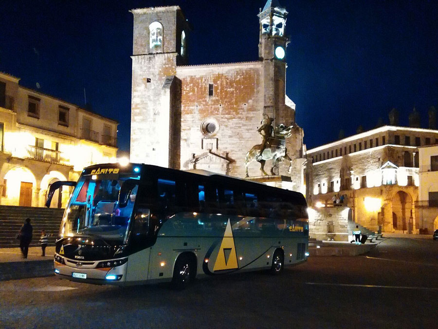 Viaje de fin de curso con Autocares CANITO