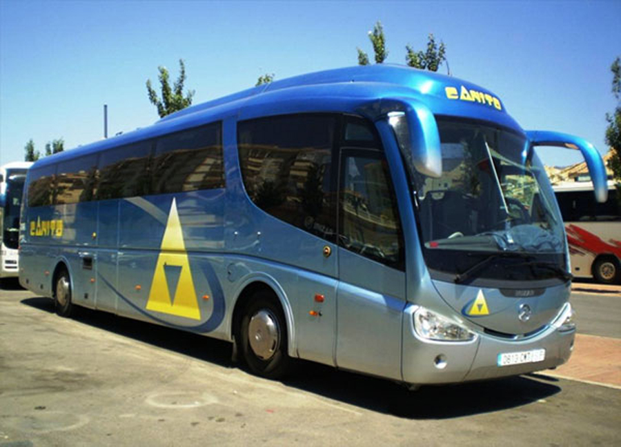 Servicio de transporte de Autocares CANITO